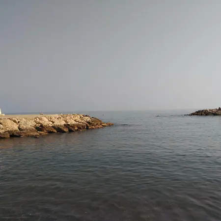 Pedregalejo 4 *