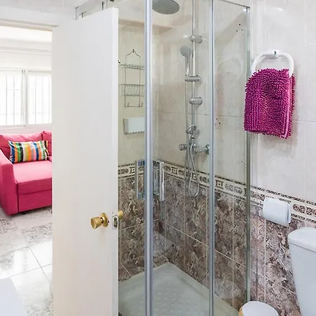 Апартаменты Malagaonbeach 2 - Two Bedrooms - Up To 3 People - 30 Meters Малага